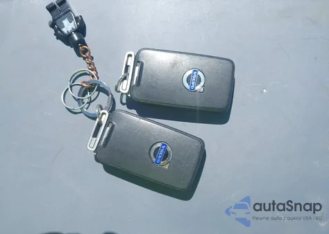 2012 Volvo S60 T5 z USA, uszkodzony, nr VIN YV1622FS2C2118191